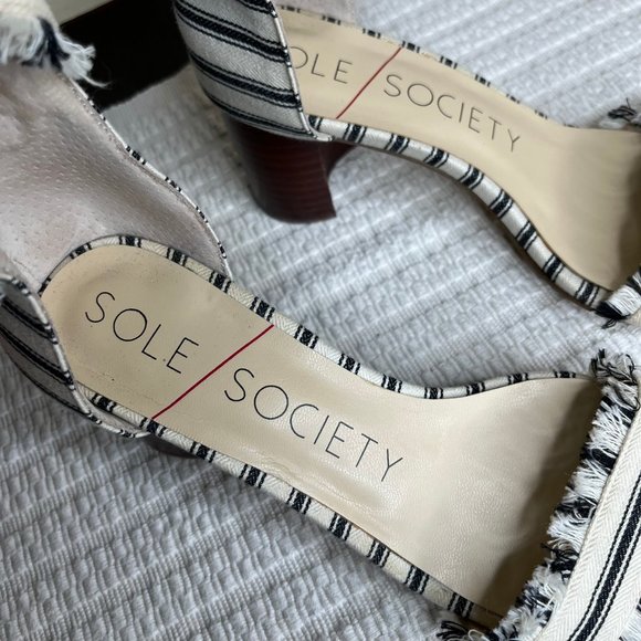 Sole Society So-Helgah Womens Block Heel Fringe Striped Ankle Strap Sandal 6M - Picture 6 of 9